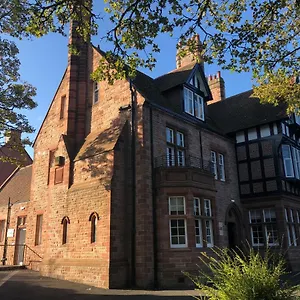 https://craigiebield-house-hotel.edinburghhotelsuk.org